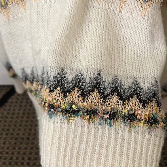 ochirly sweater - Picture 3 of 3